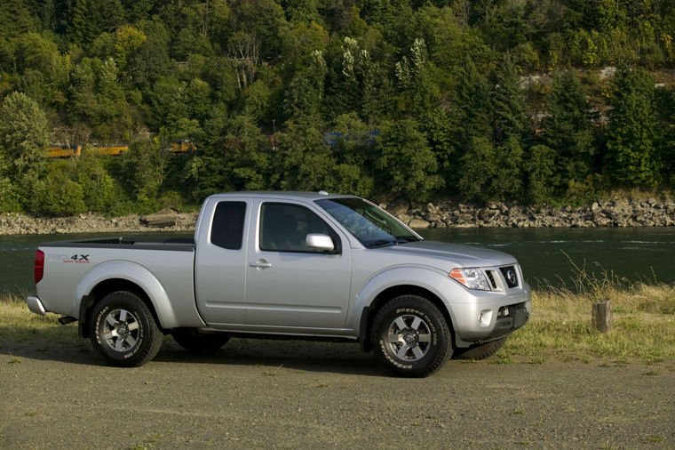 2010 Nissan Frontier King Cab PRO-4X Picture