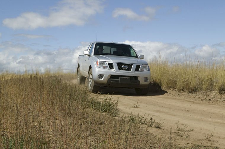 2010 Nissan Frontier King Cab PRO-4X Picture