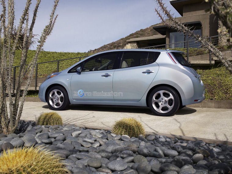 2011 Nissan Leaf Picture