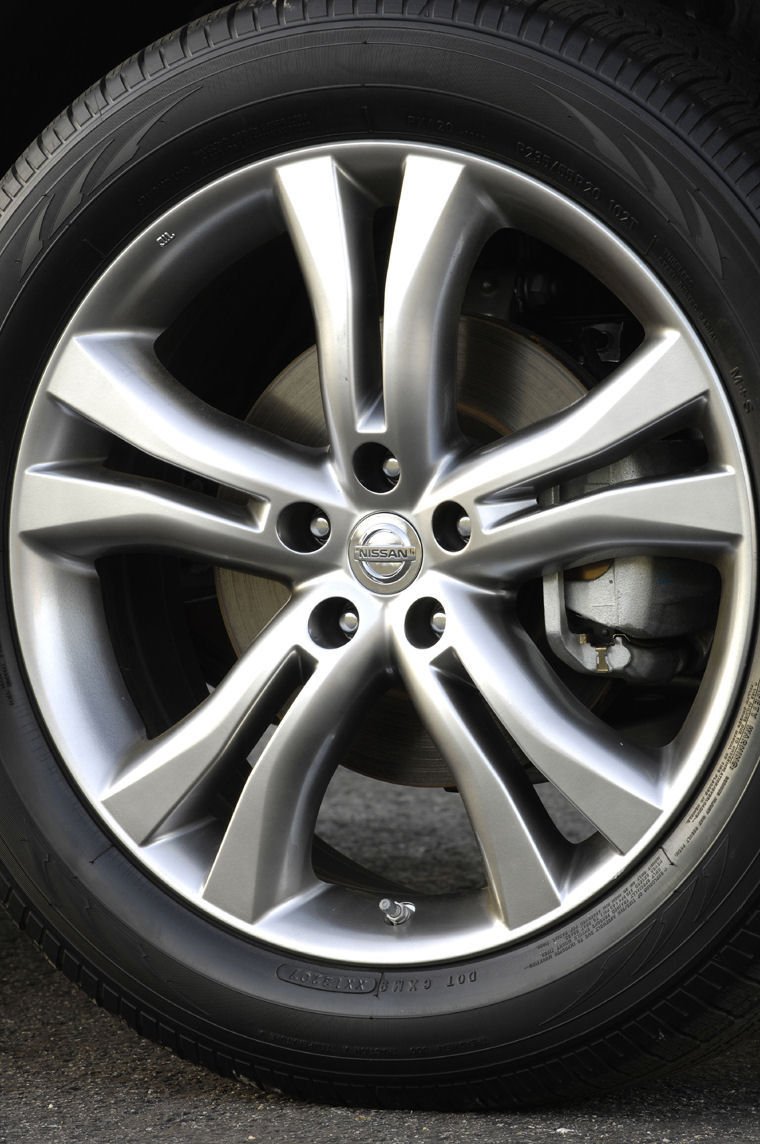 2010 Nissan Murano Rim Picture