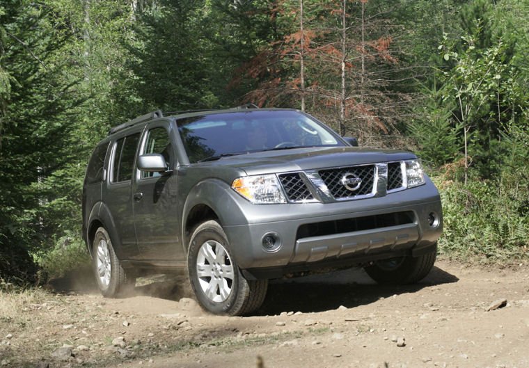2005 Nissan Pathfinder Picture