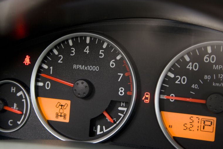 2010 Nissan Pathfinder Gauges Picture