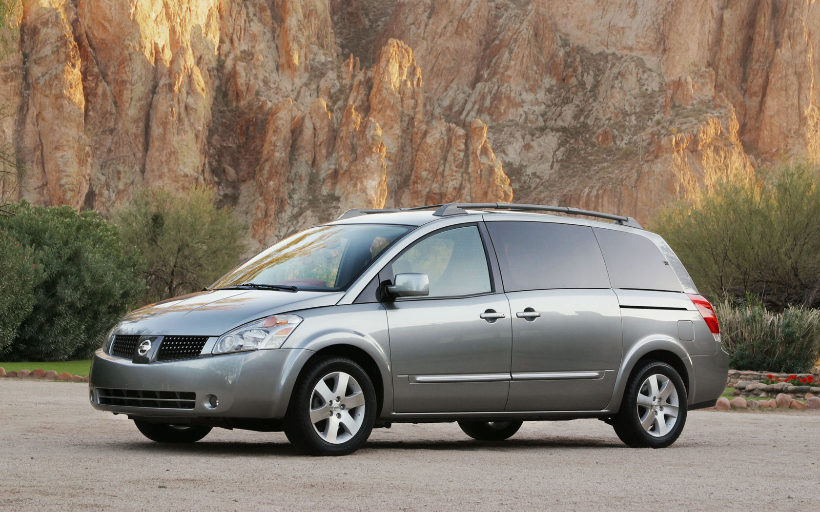Nissan Quest Desktop Wallpaper