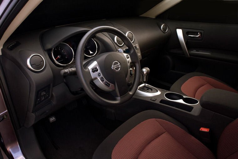 2010 Nissan Rogue Interior Picture