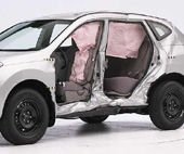 2010 Nissan Rogue IIHS Side Impact Crash Test Picture