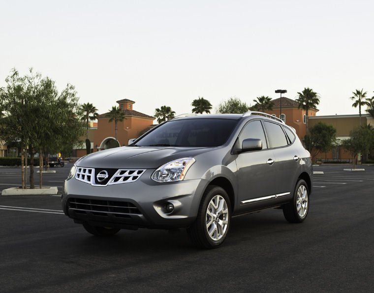 2011 Nissan Rogue Picture