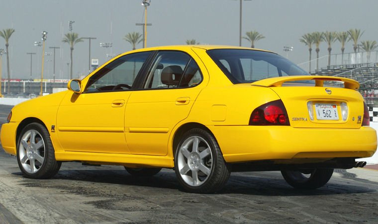 2004 Nissan Sentra SE-R Spec-V Picture
