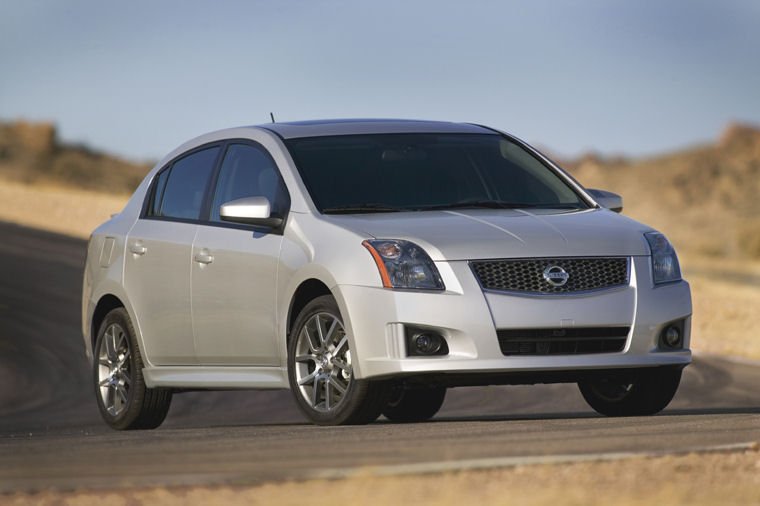 2008 Nissan Sentra SE-R Picture