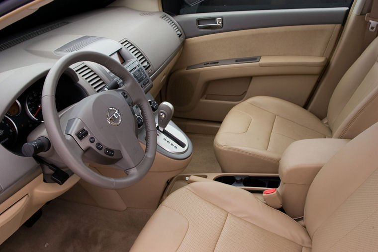 2009 Nissan Sentra 2.0 SL Interior Picture