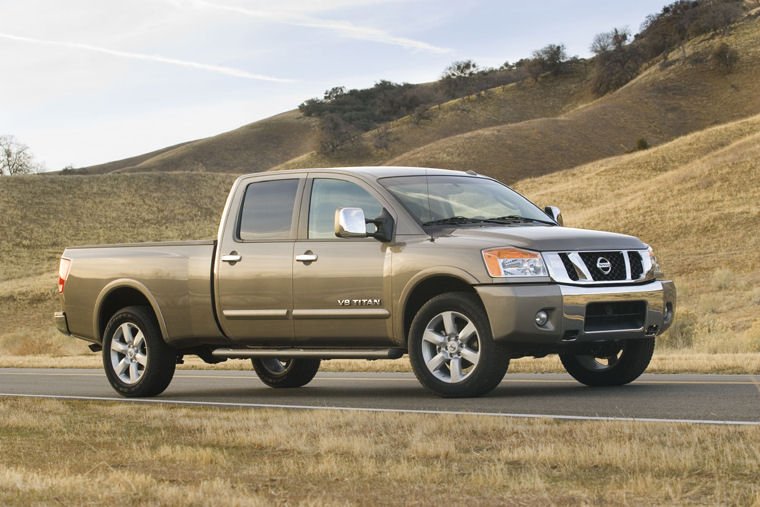2009 Nissan Titan Crew Cab Picture