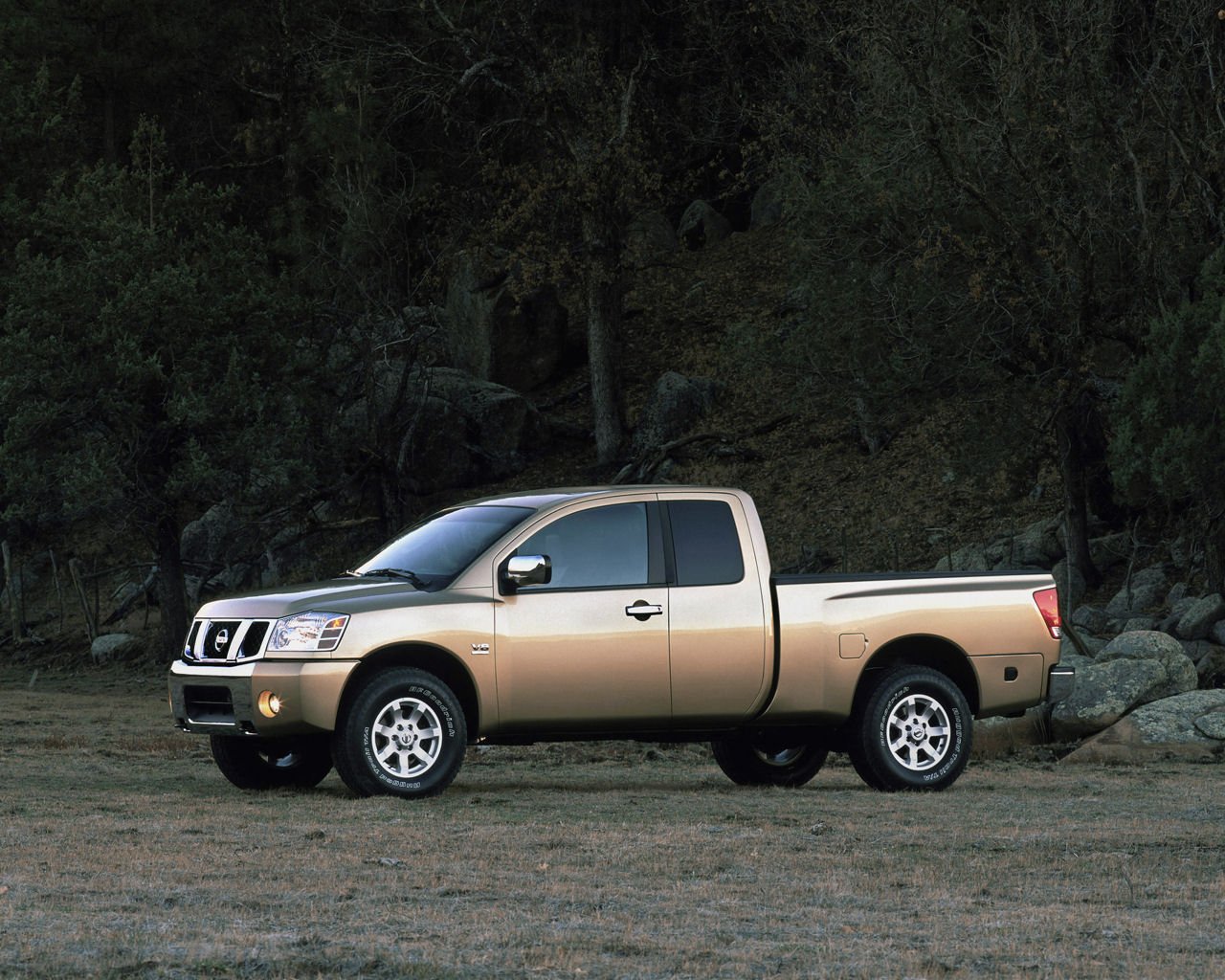 Nissan Titan Desktop Wallpaper