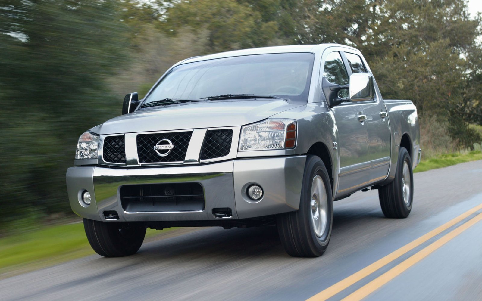 Nissan Titan Desktop Wallpaper