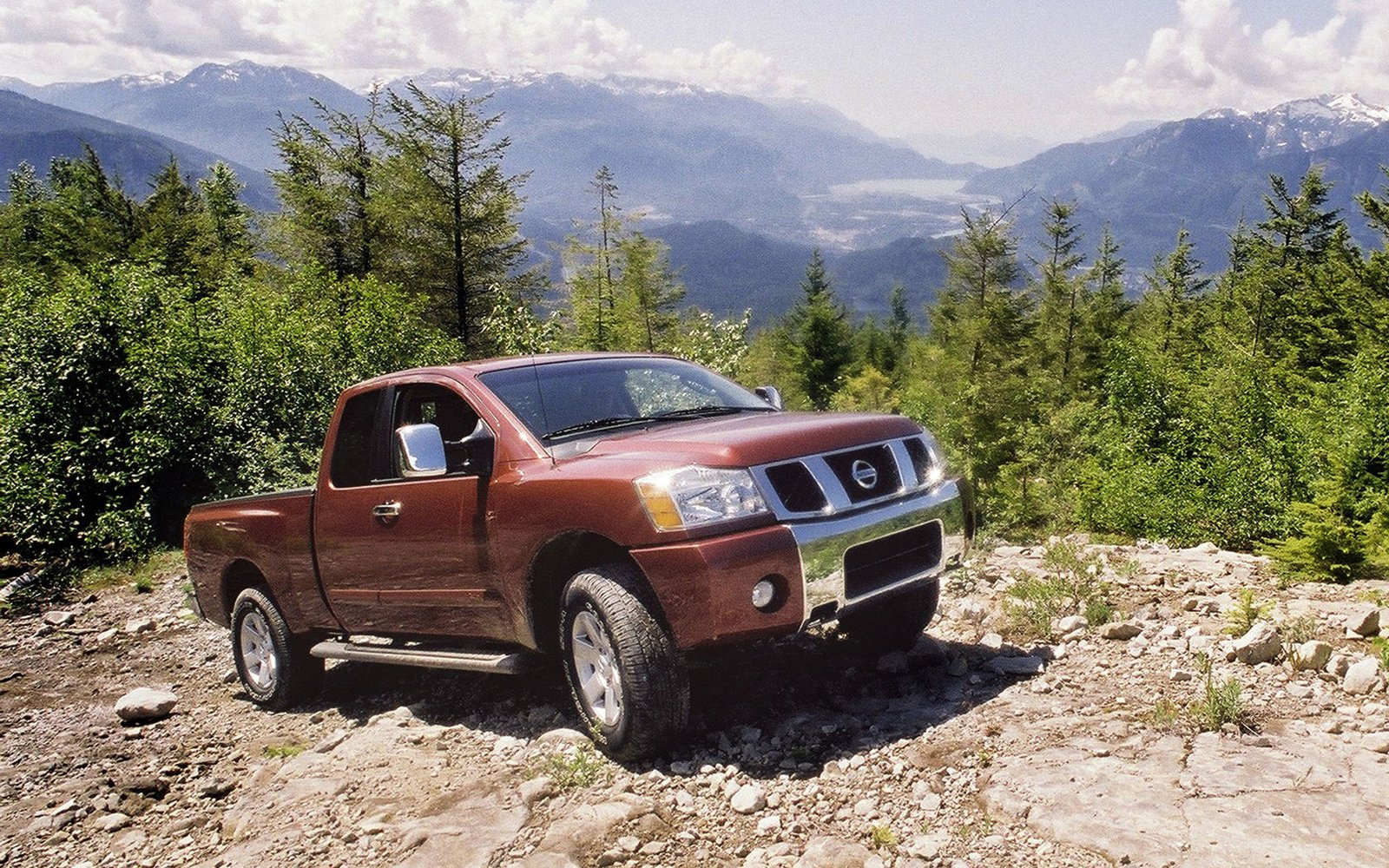 Nissan Titan Desktop Wallpaper