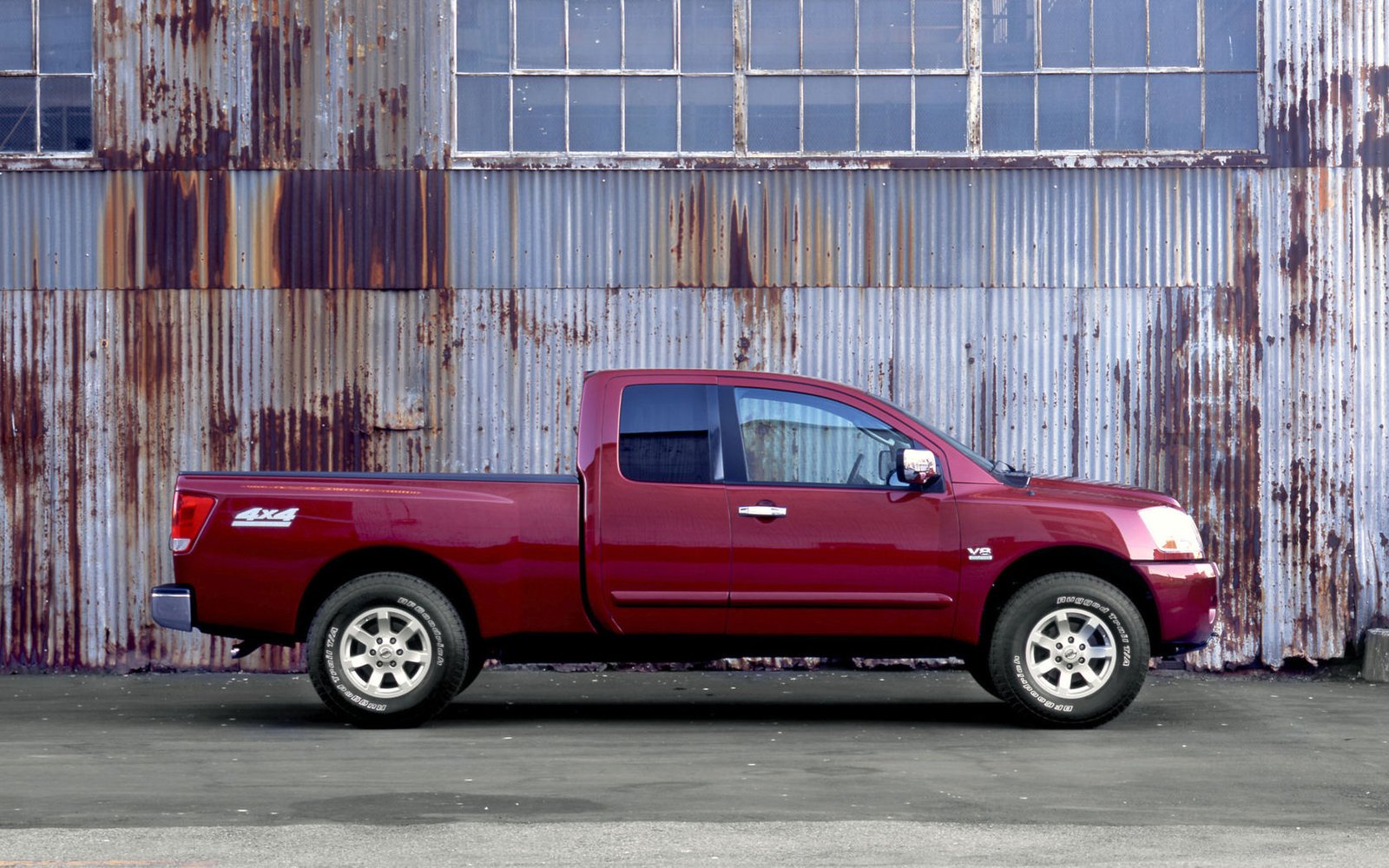 Nissan Titan Desktop Wallpaper