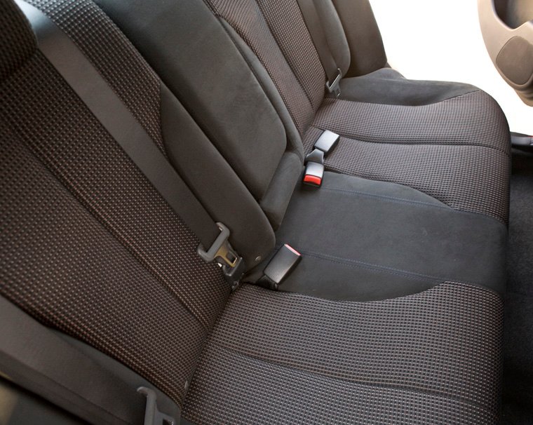 2010 Nissan Versa 1.8 SL Sedan Rear Seats Picture