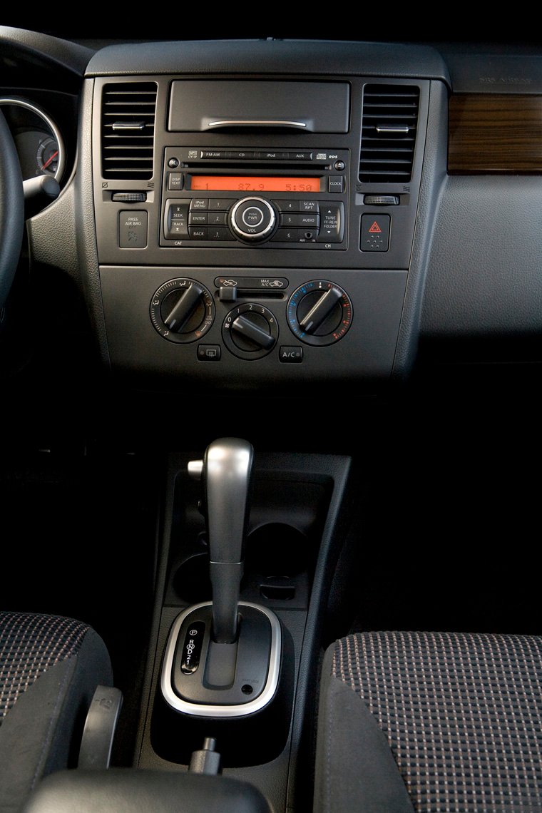 2010 Nissan Versa 1.8 SL Sedan Center Stack Picture
