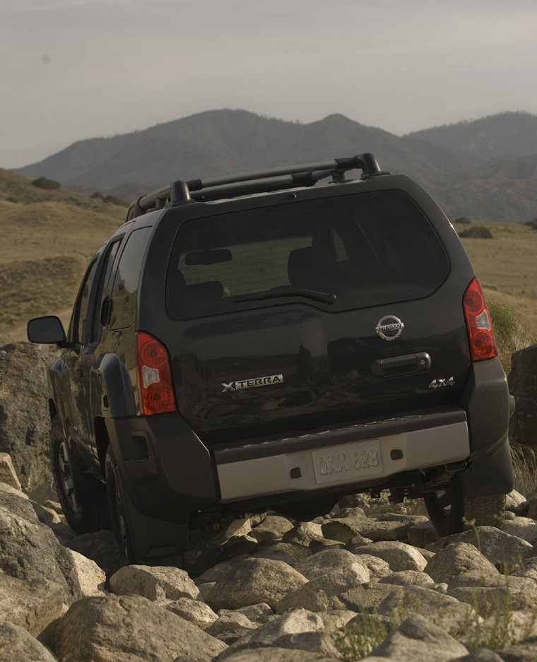 2010 Nissan Xterra Off-Road Picture