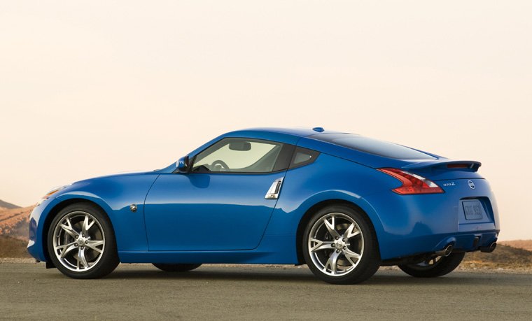 2010 Nissan 370Z Coupe Picture