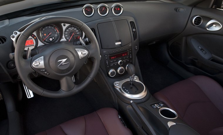 2010 Nissan 370Z Roadster Cockpit Picture