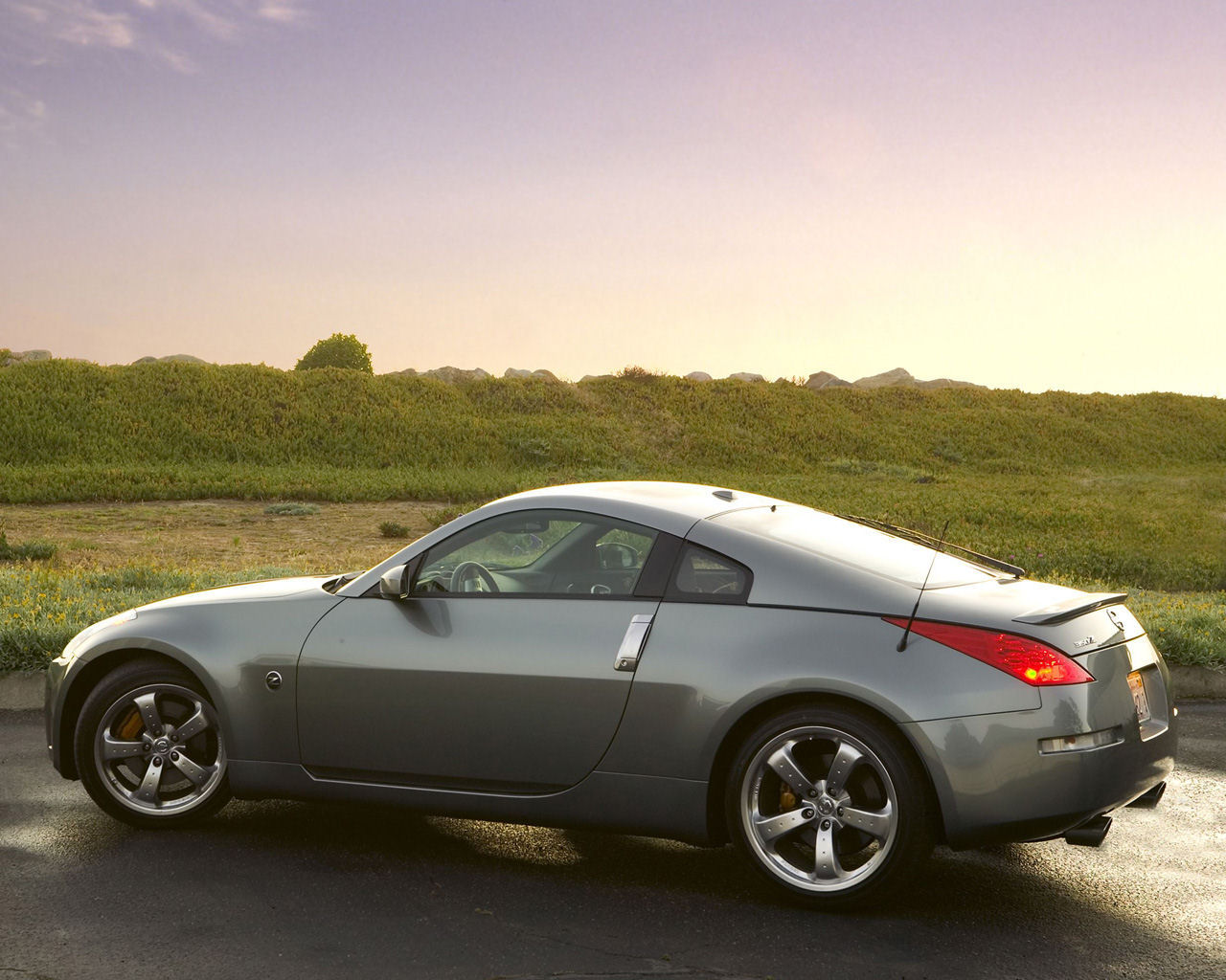 Nissan Z-Car Desktop Wallpaper