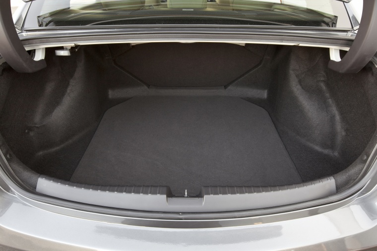 2013 Acura ILX Sedan 2.0 Trunk Picture