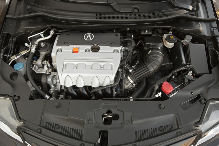 2013 Acura ILX Sedan 2.4-liter 4-cylinder Engine Picture