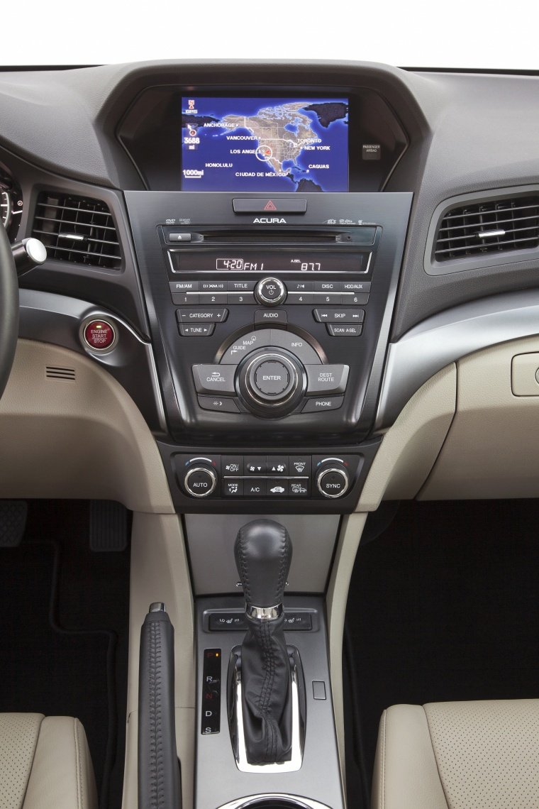 2014 Acura ILX Sedan 2.0 Center Stack Picture
