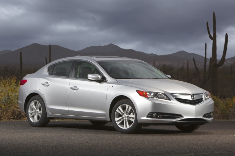 2014 Acura ILX Sedan 1.5 Hybrid Picture