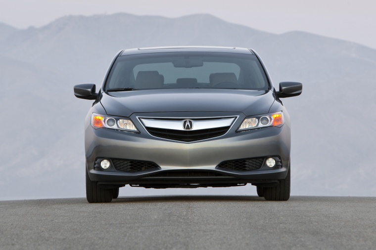 2014 Acura ILX Sedan 2.0 Picture