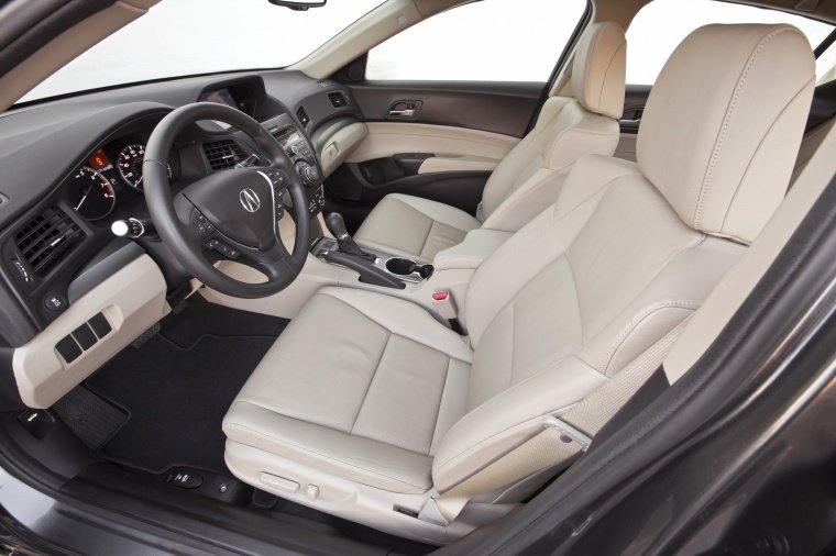 2015 Acura ILX Sedan 2.0 Front Seats Picture