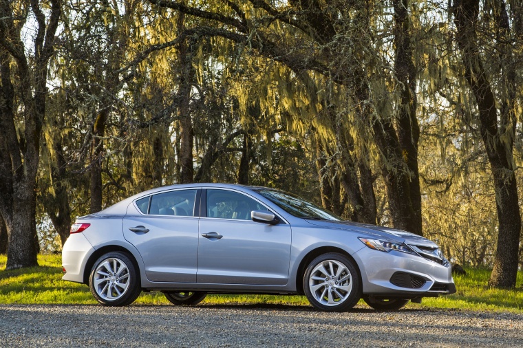 2017 Acura ILX Sedan Picture