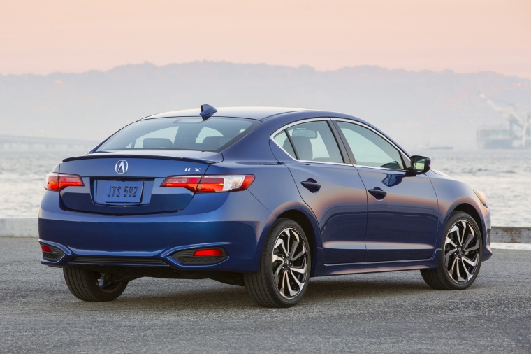 2018 Acura ILX Sedan Picture