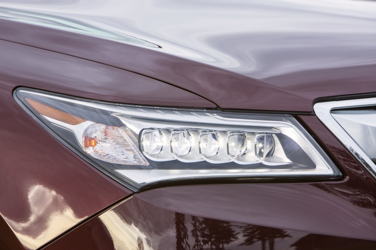 2014 Acura MDX Headlight Picture