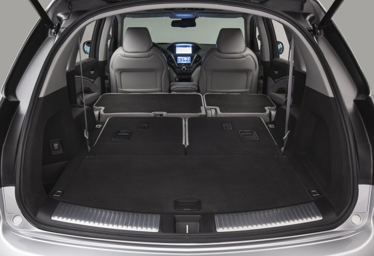 2016 Acura MDX Trunk Picture