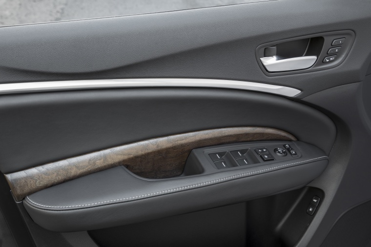 2017 Acura MDX Sport Hybrid Door Panel Picture