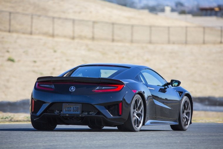 2017 Acura NSX Sport Hybrid SH-AWD Picture