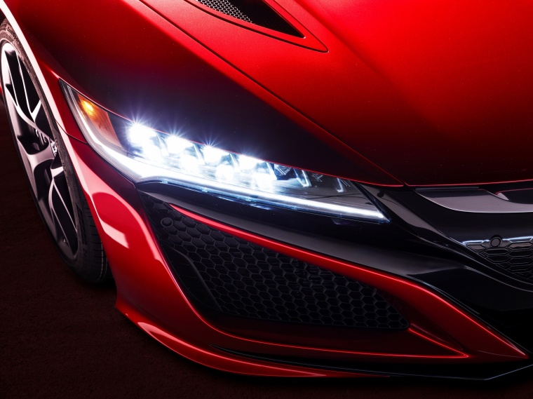 2017 Acura NSX Sport Hybrid SH-AWD Headlight Picture