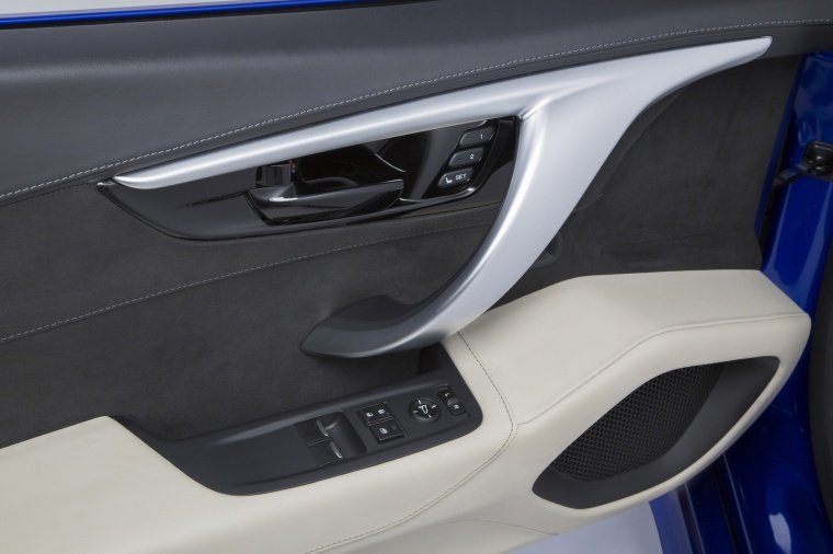 2018 Acura NSX Sport Hybrid SH-AWD Door Panel Picture