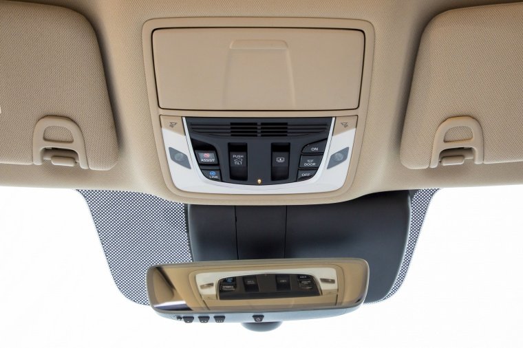2019 Acura RDX SH-AWD Overhead Console Picture