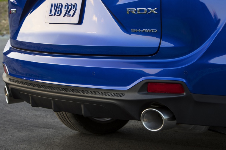 2020 Acura RDX A-Spec Package SH-AWD Exhaust Tip Picture