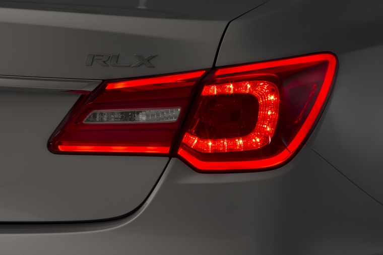 2014 Acura RLX Tail Light Picture