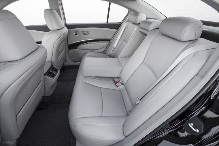 2015 Acura RLX Rear Seats Picture