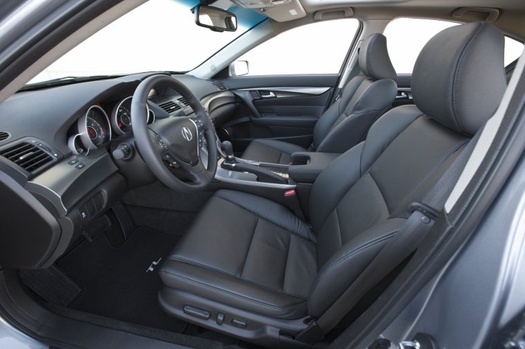 2013 Acura TL Front Seats Picture