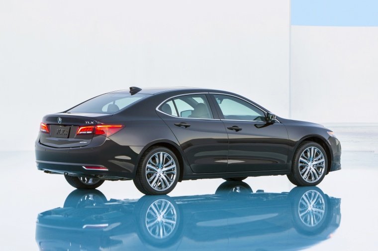 2017 Acura TLX V6 SH-AWD Picture