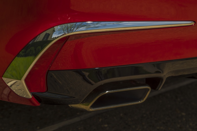 2018 Acura TLX Sedan Exhaust Tip Picture