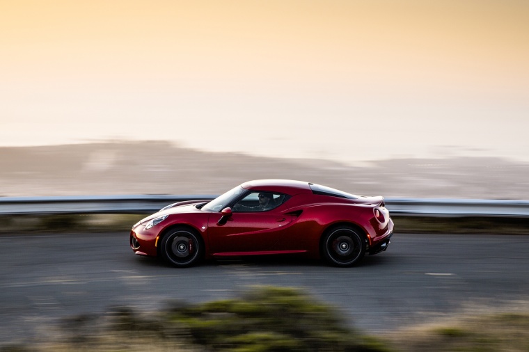 2015 Alfa Romeo 4C Coupe Picture