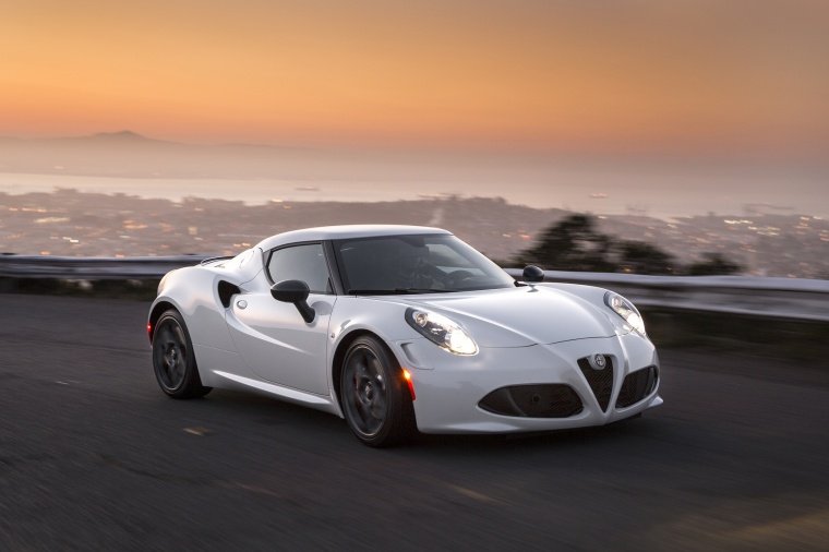 2015 Alfa Romeo 4C Coupe Picture