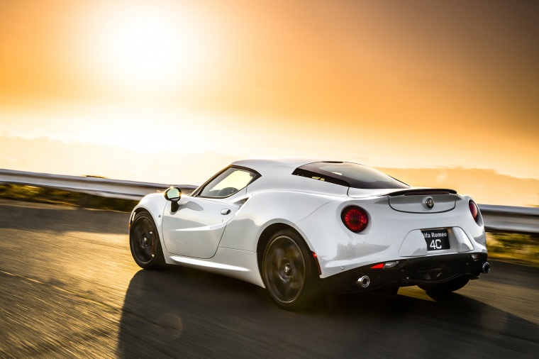 2015 Alfa Romeo 4C Coupe Picture