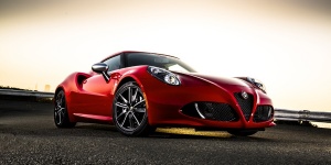 2016 Alfa Romeo 4C Pictures