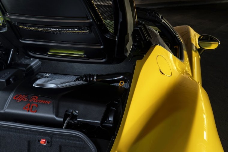 2018 Alfa Romeo 4C Spider 1.7L Inline-4 turbo Engine Picture